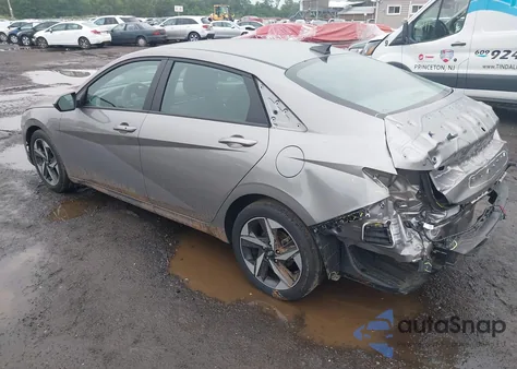 2023 Hyundai Elantra Sel z USA, uszkodzony, nr VIN KMHLS4AG0PU571156